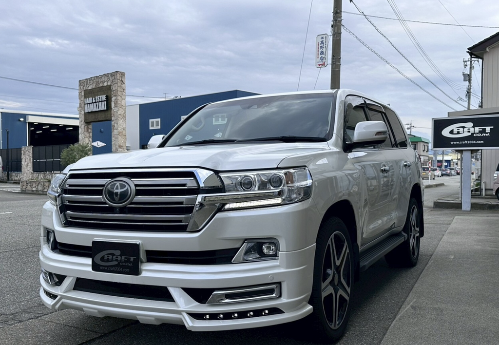 Toyota Land Cruiser Right-Hand Drive Japan Export