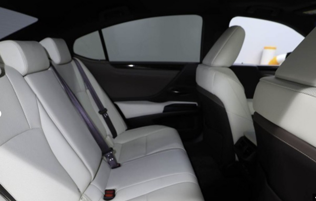 Lexus 300h Right-Hand Drive Japan Shipping