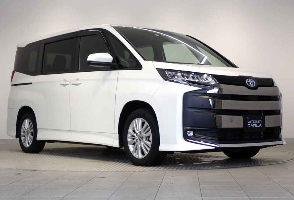Toyota NOAH Right-Hand Drive Japan Shipping