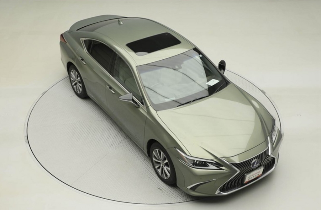 Lexus 300h Right-Hand Drive Japan Shipping